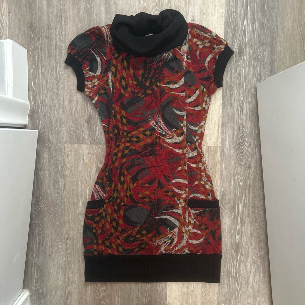 Pattern sweater mini dress